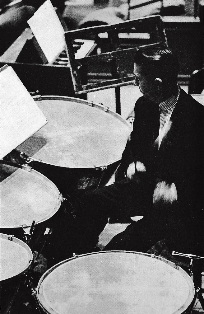 1072246_568612849848219_1796142260_o